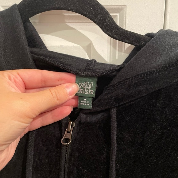 Wild Fable Black Velour Zip-Up Hoodie - Picture 2 of 4